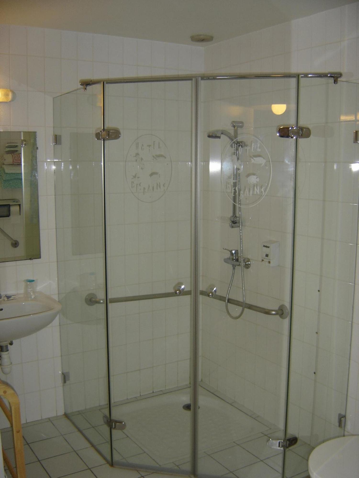 Hotel Des Bains Lancieux Bilik gambar