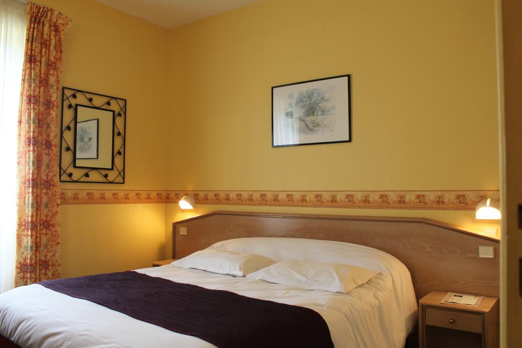 Hotel Des Bains Lancieux Luaran gambar