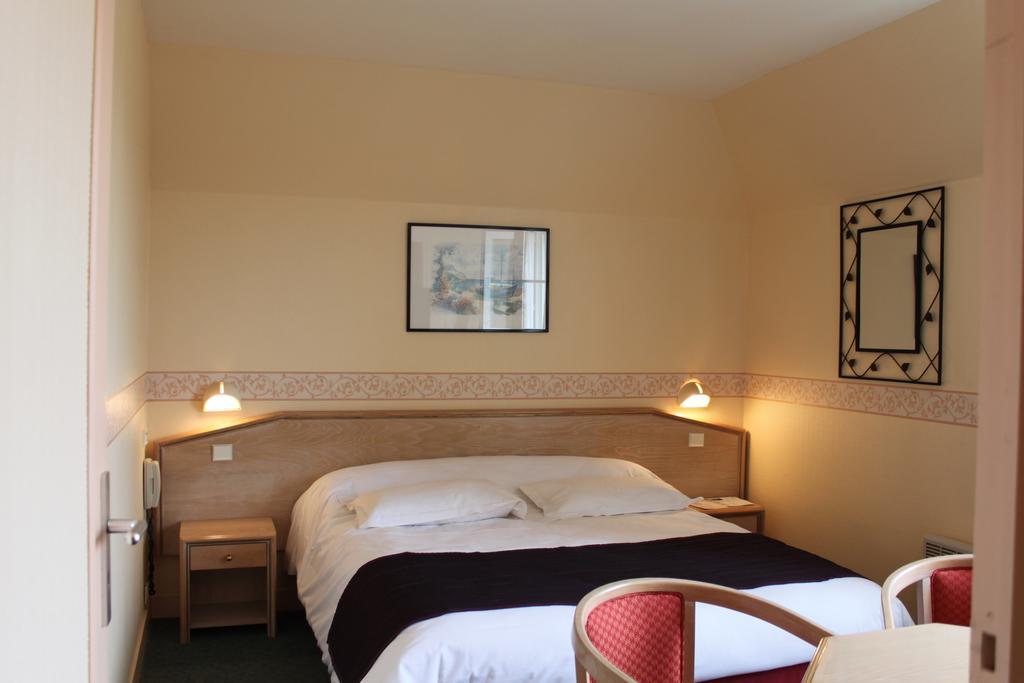 Hotel Des Bains Lancieux Luaran gambar